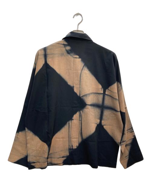 ISSEY MIYAKE MEN（イッセイミヤケメン）ISSEY MIYAKE MEN (イッセイミヤケメン) ITAJIME SHIRT ブラック×ベージュ サイズ:3の古着・服飾アイテム