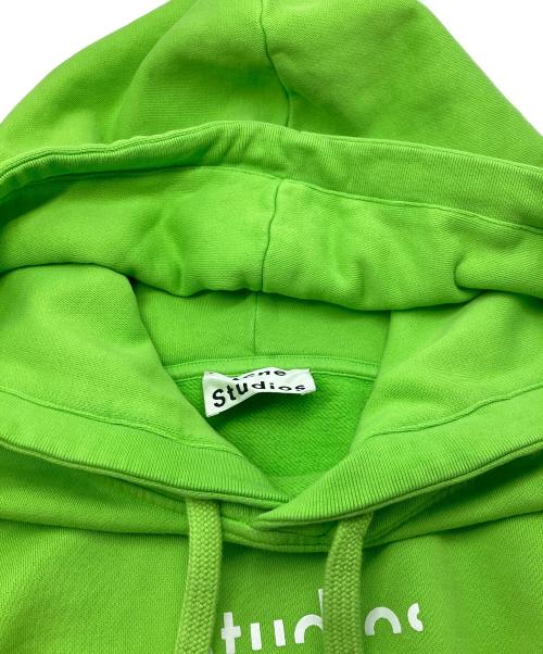 Acne studios（アクネ ストゥディオズ）Acne studios (アクネ ストゥディオズ) ブロークンロゴ プルオーバー パーカー グリーン サイズ:Sの古着・服飾アイテム