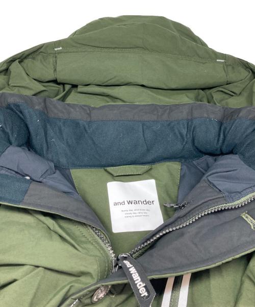 and wander（アンドワンダー）and wander (アンドワンダー) tough down jacket オリーブ サイズ:4の古着・服飾アイテム