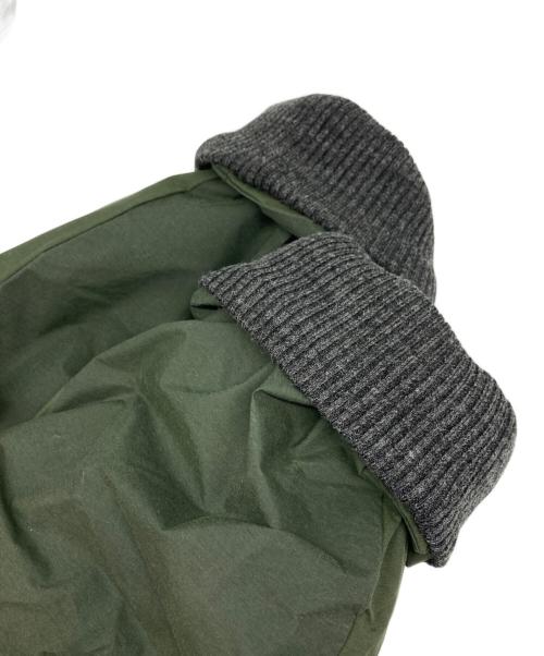 and wander（アンドワンダー）and wander (アンドワンダー) tough down jacket オリーブ サイズ:4の古着・服飾アイテム