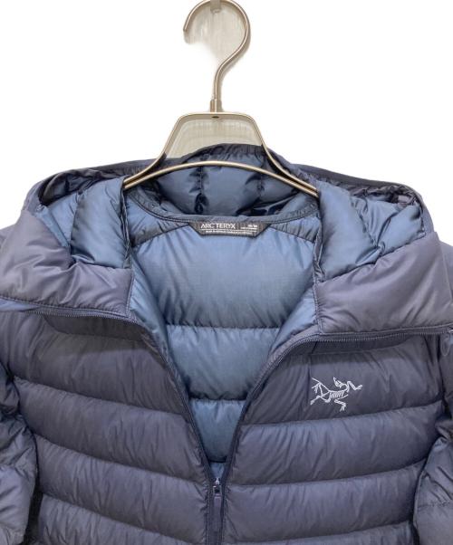 ARC'TERYX（アークテリクス）ARC'TERYX (アークテリクス) セリウム フーディ トリムフィット ジャケット ネイビー サイズ:Mの古着・服飾アイテム