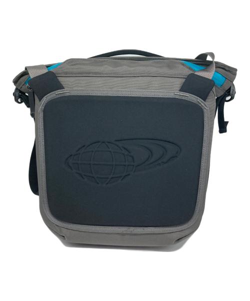 ARC'TERYX（アークテリクス）ARC'TERYX (アークテリクス) BEAMS (ビームス) ARRO 8 SHOULDER BAG グレーの古着・服飾アイテム