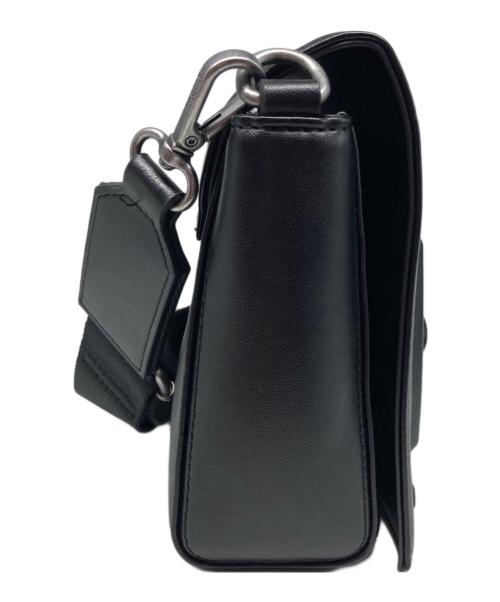 DIESEL（ディーゼル）DIESEL (ディーゼル) 3D CAMERA BAG ブラックの古着・服飾アイテム
