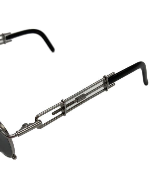 Jean Paul GAULTIER（ジャンポールゴルチェ）Jean Paul GAULTIER (ジャンポールゴルチエ) ネジモチーフミラーレンズサングラス ブラックの古着・服飾アイテム