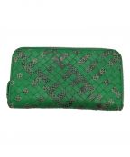 BOTTEGA VENETAボッテガベネタ）の古着「イントレチャート財布」｜グリーン
