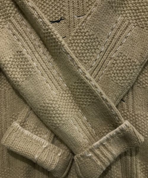 ANDERSSON BELL（アンダーソンベル）ANDERSSON BELL (アンダースンベル) EMBLEM SWEATER ベージュ サイズ:Mの古着・服飾アイテム