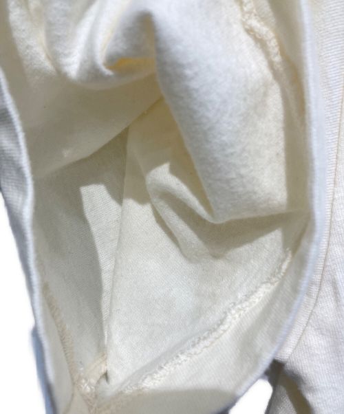 blurhms ROOTSTOCK（ブラームスルーツストック）blurhms ROOTSTOCK (ブラームスルーツストック) プリントTシャツ アイボリーの古着・服飾アイテム