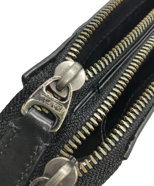 TUMI（トゥミ）TUMI (トゥミ) ビーコンヒル クラッチバッグ ブラックの古着・服飾アイテム