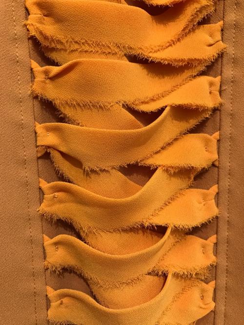 ELISABETTA FRANCHI（エリザベッタフランキ）ELISABETTA FRANCHI (エリザベッタフランキ) ノースリーブワンピース オレンジ サイズ:40の古着・服飾アイテム