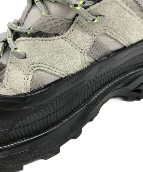 BURBERRY（バーバリー）BURBERRY (バーバリー) LOW TOP SNEAKER グレー×ブラック サイズ:36の古着・服飾アイテム