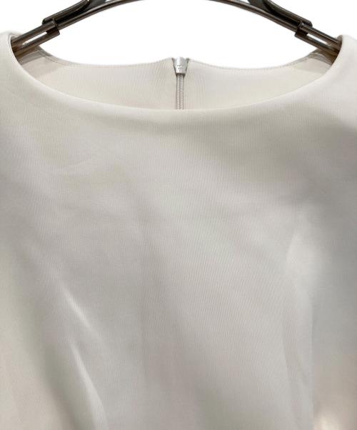 anuans（アニュアンス）anuans (アニュアンス) ペプラムカットトップス アイボリー サイズ:F 未使用品の古着・服飾アイテム