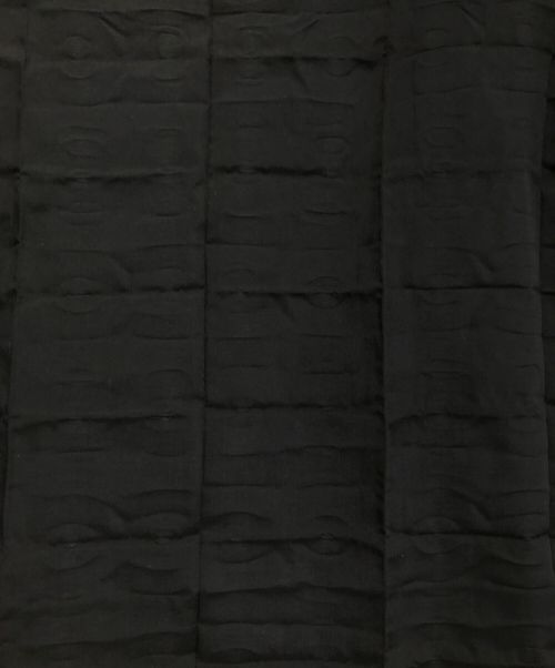 ISSEY MIYAKE（イッセイミヤケ）ISSEY MIYAKE (イッセイミヤケ) 立体加工スクエアトップス ブラック×グリーン サイズ:2の古着・服飾アイテム