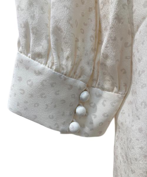 ANAYI（アナイ）ANAYI (アナイ) 柄ブラウス ベージュ サイズ:36の古着・服飾アイテム