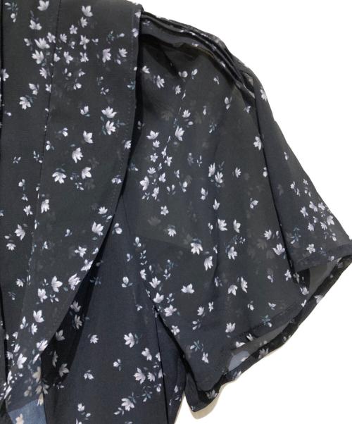 JUSGLITTY（ジャスグリッティー）JUSGLITTY (ジャスグリッティー) リトルフラワープリーツワンピース ネイビー サイズ:SIZE 0の古着・服飾アイテム