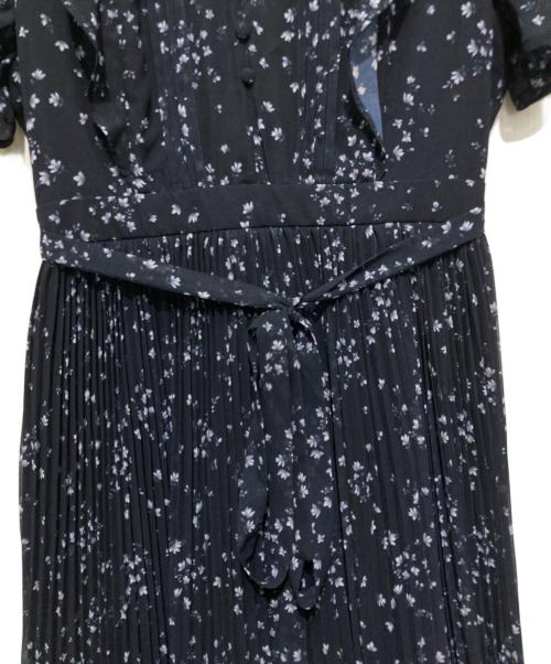 JUSGLITTY（ジャスグリッティー）JUSGLITTY (ジャスグリッティー) リトルフラワープリーツワンピース ネイビー サイズ:SIZE 0の古着・服飾アイテム