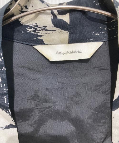 SASQUATCHfabrix.（サスクワッチファブリックス）SASQUATCHfabrix. (サスクワッチファブリックス) 柄シャツ ブラック サイズ:XLの古着・服飾アイテム
