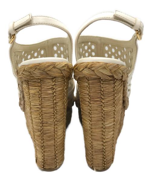 PRADA（プラダ）PRADA (プラダ) ウェッジソールサンダル ベージュ サイズ:36の古着・服飾アイテム
