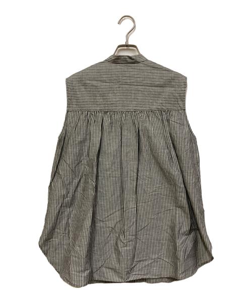 UNITED ARROWS TOKYO（ユナイテッドアローズトウキョウ）UNITED ARROWS TOKYO (ユナイテッドアローズトウキョウ) ノースリーブフリルブラウス グレー サイズ:-の古着・服飾アイテム