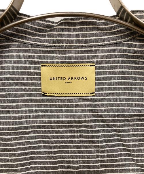 UNITED ARROWS TOKYO（ユナイテッドアローズトウキョウ）UNITED ARROWS TOKYO (ユナイテッドアローズトウキョウ) ノースリーブフリルブラウス グレー サイズ:-の古着・服飾アイテム