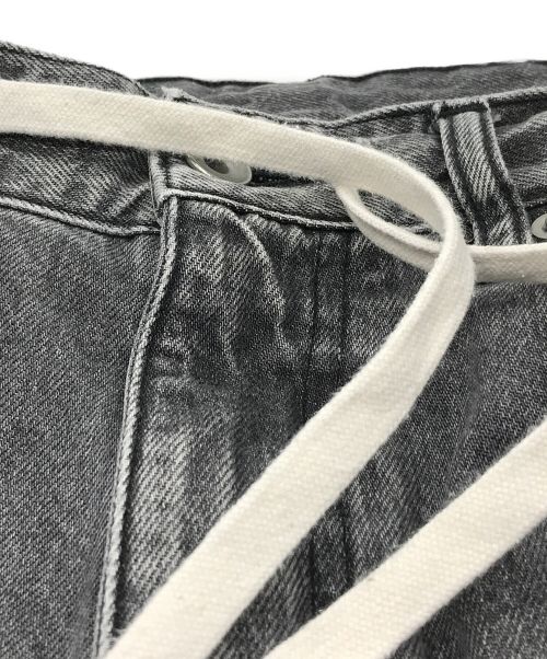 Whim Gazette（ウィムガゼット）Whim Gazette (ウィムガゼット) ドロストデニムパンツ ブラック サイズ:36の古着・服飾アイテム