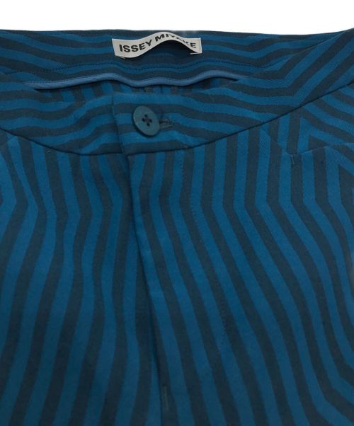 ISSEY MIYAKE（イッセイミヤケ）ISSEY MIYAKE (イッセイミヤケ) 柄パンツ ネイビー サイズ:1の古着・服飾アイテム