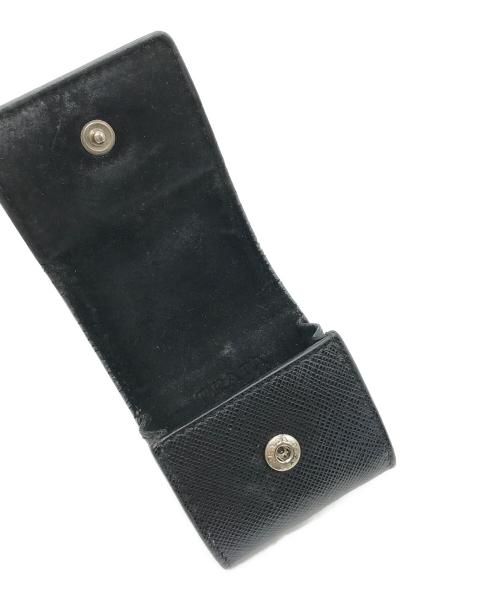 PRADA（プラダ）PRADA (プラダ) サフィアーノレザーAir Pods ケース ブラック サイズ:ーの古着・服飾アイテム