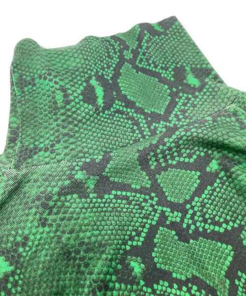 JOHN LAWRENCE SULLIVAN（ジョン ローレンス サリバン）JOHN LAWRENCE SULLIVAN ULLIVAN PYTHON PRINTED COTTON TURTLE NECK TOP（パイソンプリンティドコットンタートルネックトップ） グリーン×ブラック サイズ:Lの古着・服飾アイテム