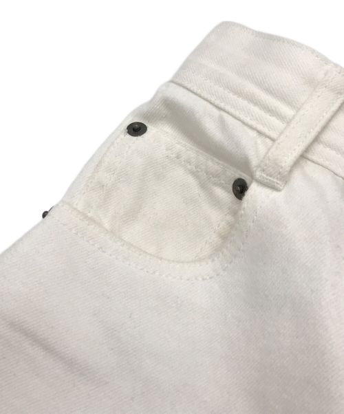 Q.anos（キュアノス）Q.anos (キュアノス) ワイドデニムパンツ ホワイトの古着・服飾アイテム