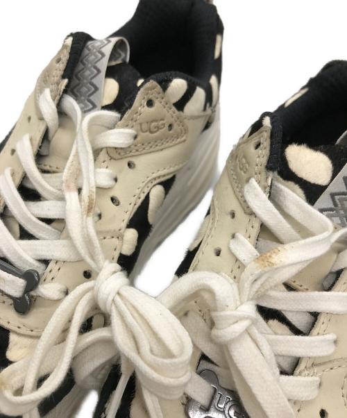UGG（アグ）UGG (アグ) ダルメシアンスニーカー アイボリー×ブラック サイズ:US5.5の古着・服飾アイテム