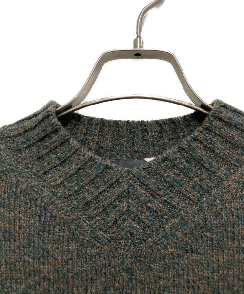 ATON（エイトン）ATON (エイトン) Vネックニット グリーン サイズ:2の古着・服飾アイテム