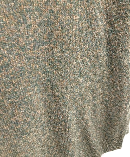 ATON（エイトン）ATON (エイトン) Vネックニット グリーン サイズ:2の古着・服飾アイテム