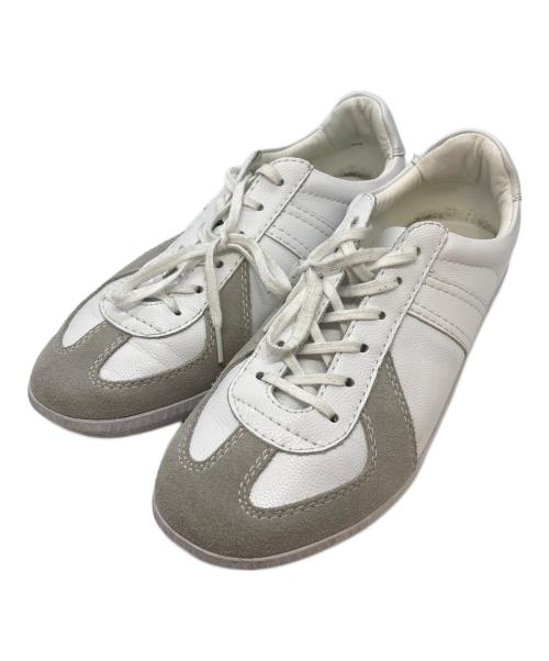 BW-SPORT（ビーダブルスポーツ）BW-SPORT (ビーダブルスポーツ) ジャーマントレーナースニーカー ホワイト サイズ:SIZE 40の古着・服飾アイテム