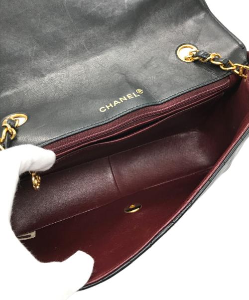 CHANEL（シャネル）CHANEL (シャネル) ココマークマトラッセチェーンショルダーバッグ ブラックの古着・服飾アイテム