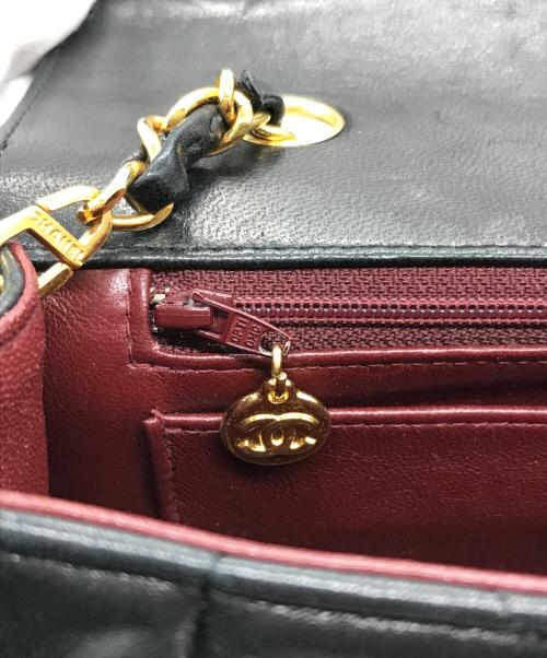 CHANEL（シャネル）CHANEL (シャネル) ココマークマトラッセチェーンショルダーバッグ ブラックの古着・服飾アイテム