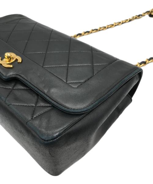 CHANEL（シャネル）CHANEL (シャネル) ココマークマトラッセチェーンショルダーバッグ ブラックの古着・服飾アイテム