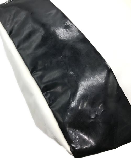 MONCLER（モンクレール）MONCLER (モンクレール) FLAMENNE SHOPPING BAG(フラメンヌショッピングバック ホワイト×ブラックの古着・服飾アイテム