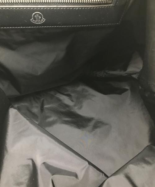 MONCLER（モンクレール）MONCLER (モンクレール) FLAMENNE SHOPPING BAG(フラメンヌショッピングバック ホワイト×ブラックの古着・服飾アイテム