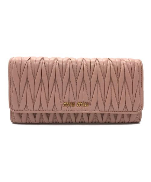 MIU MIU（ミュウミュウ）MIU MIU (ミュウミュウ) ギャザー長財布 ライトピンク サイズ:-の古着・服飾アイテム