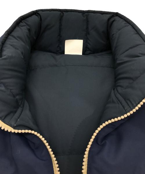 Patagonia（パタゴニア）Patagonia (パタゴニア) Reversible Bivy Down Vest ベージュ×ネイビー サイズ:Sの古着・服飾アイテム