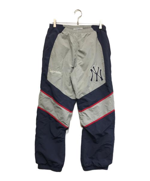 SUPREME（シュプリーム）Supreme (シュプリーム) GENUINE MERCHANDISE (ジェニュイン マーチャンダイズ) 21AW New York Yankees Track Pant グレー×ネイビー サイズ:Sの古着・服飾アイテム