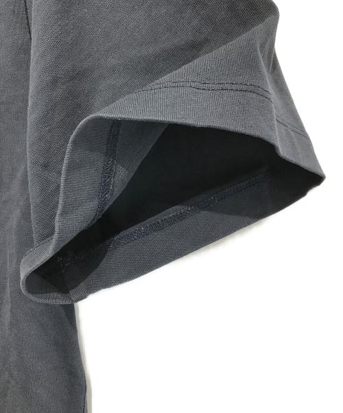 A.P.C.（アーペーセー）A.P.C. (アーペーセー) BRAIN DEAD (ブレインデッド) 刺繍カットソー グレー サイズ:Mの古着・服飾アイテム