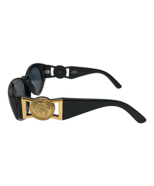 GIANNI VERSACE（ジャンニ・ヴェルサーチ）GIANNI VERSACE (ジャンニ・ヴェルサーチ) メデューササングラス ブラック×ゴールドの古着・服飾アイテム