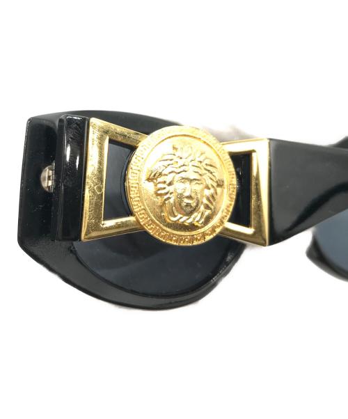GIANNI VERSACE（ジャンニ・ヴェルサーチ）GIANNI VERSACE (ジャンニ・ヴェルサーチ) メデューササングラス ブラック×ゴールドの古着・服飾アイテム