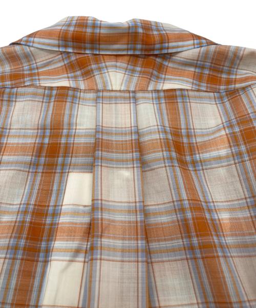 MAATEE&SONS（マーティーアンドサンズ）MAATEE&SONS (マーティーアンドサンズ) WOOL ONE PIECE COLLAR SHIRTS ブラウン×ホワイト サイズ:2 未使用品の古着・服飾アイテム