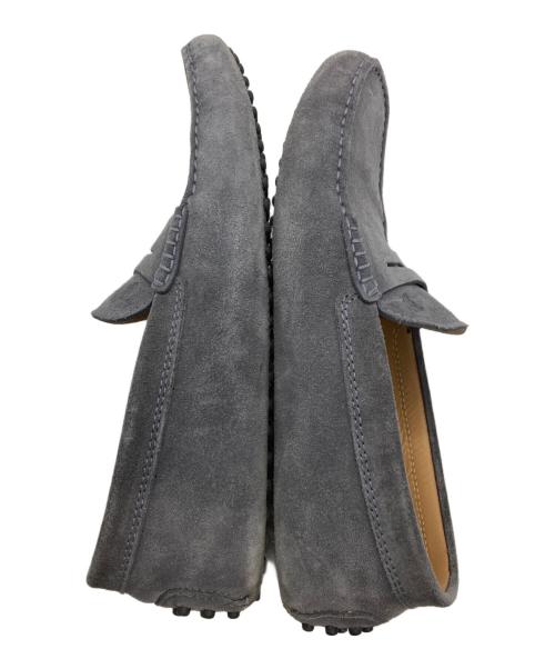 TOD'S（トッズ）TOD'S (トッズ) ゴンミーニスウェードローファー グレー サイズ:6 1／2の古着・服飾アイテム