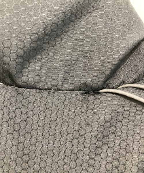 SUPREME（シュプリーム）Supreme (シュプリーム) Reflective Piping Pullover Jacketリフレクティブパイピングプルオーバー ブラック サイズ:Lの古着・服飾アイテム