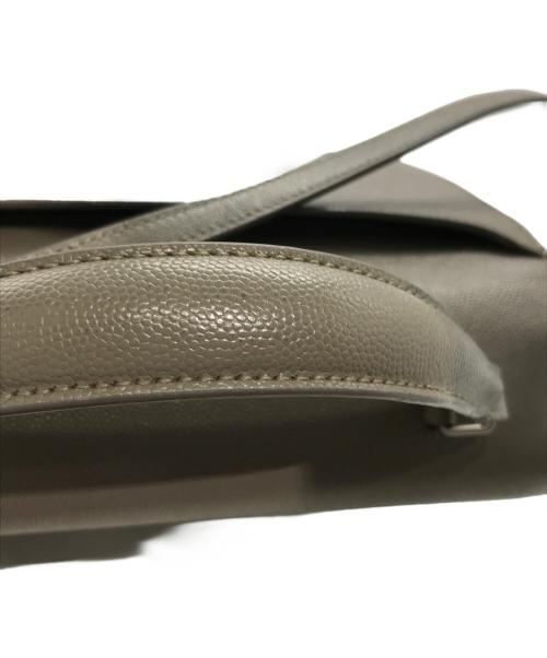 Saint Laurent Paris（サンローランパリ）Saint Laurent Paris (サンローランパリ) カサンドラ トップハンドル ミディアム ベージュの古着・服飾アイテム