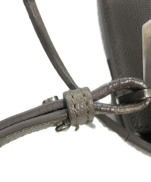 Saint Laurent Paris（サンローランパリ）Saint Laurent Paris (サンローランパリ) カサンドラ トップハンドル ミディアム ベージュの古着・服飾アイテム