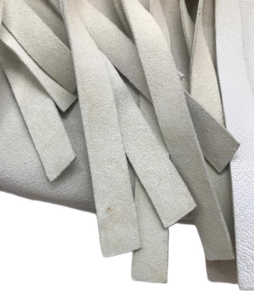 Yves Saint Laurent（イヴサンローラン）Yves Saint Laurent (イヴサンローラン) フリンジハンドバッグ ベージュの古着・服飾アイテム