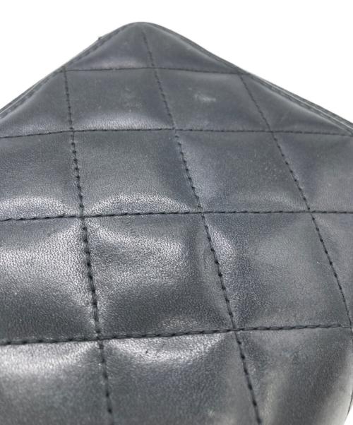 CHANEL（シャネル）CHANEL (シャネル) 長財布 ブラック×ピンクの古着・服飾アイテム